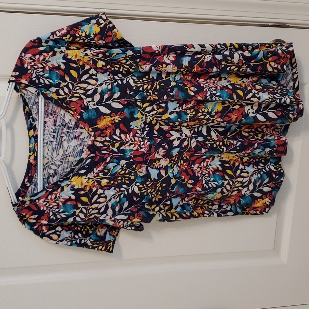 Department 222 Short sleeve top